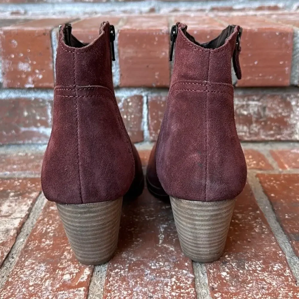 Diba True Burgundy Suede Ankle Boots Women’s Size 7.5 Stacked Block Heel